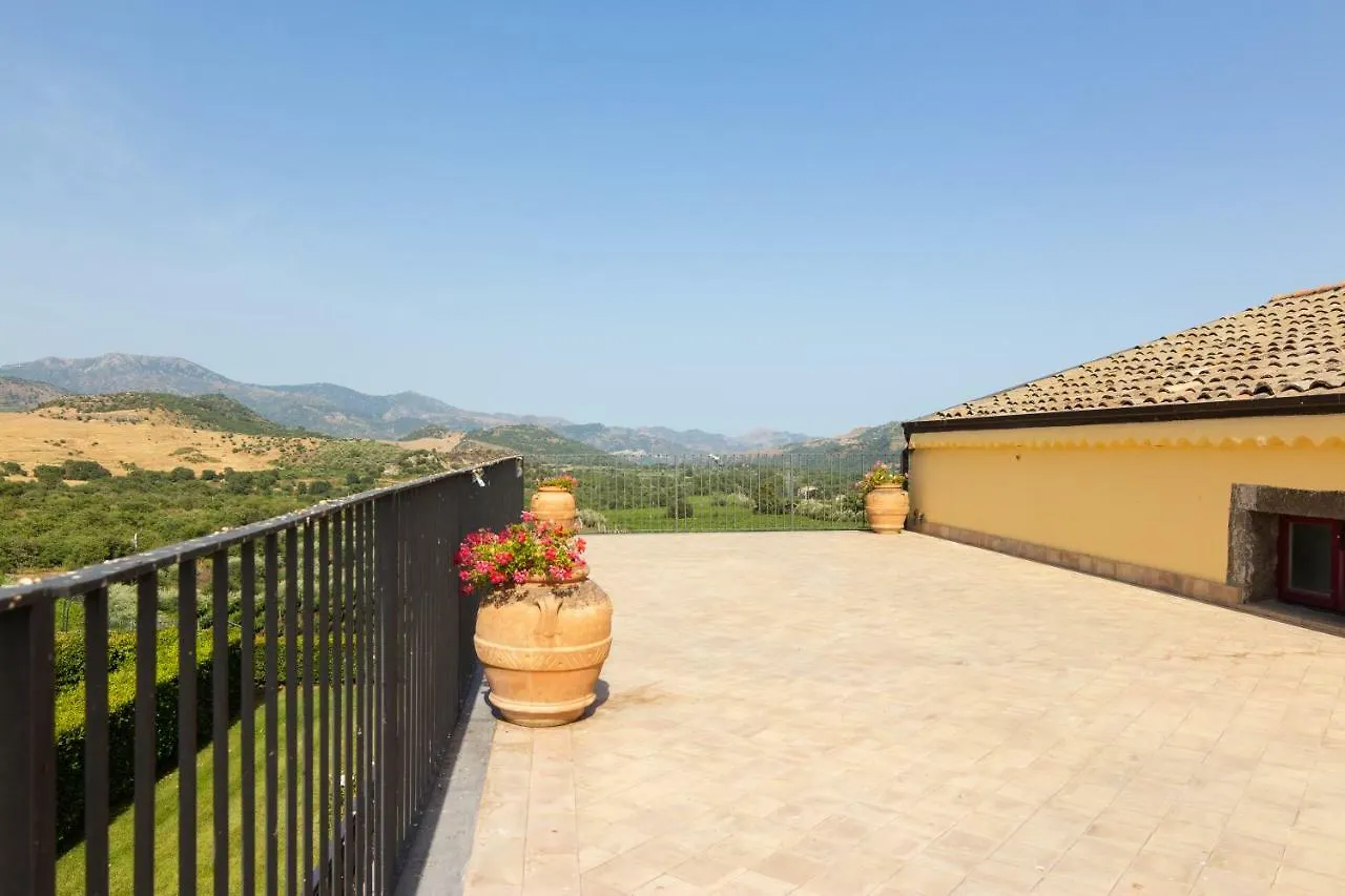 Villa Dei Baroni Wine Resort Castiglione De Sicilia